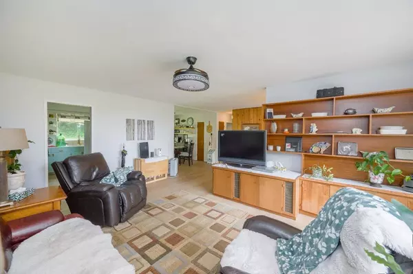 Maple Ridge, BC V2W 1G8,25050 Morrisette PL