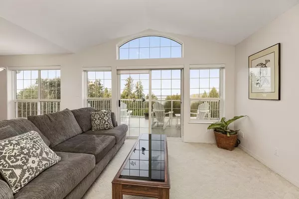 Sechelt, BC V7Z 0C1,5174 Radcliffe RD