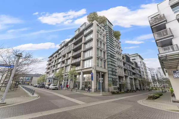77 Walter Hardwick AVE #502, Vancouver, BC V5Y 0C6