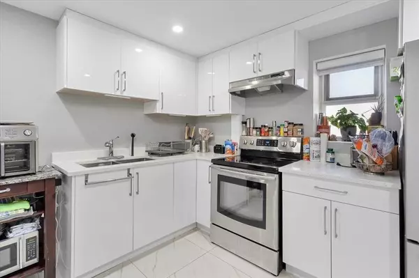 Pitt Meadows, BC V3Y 1E3,11722 193b ST
