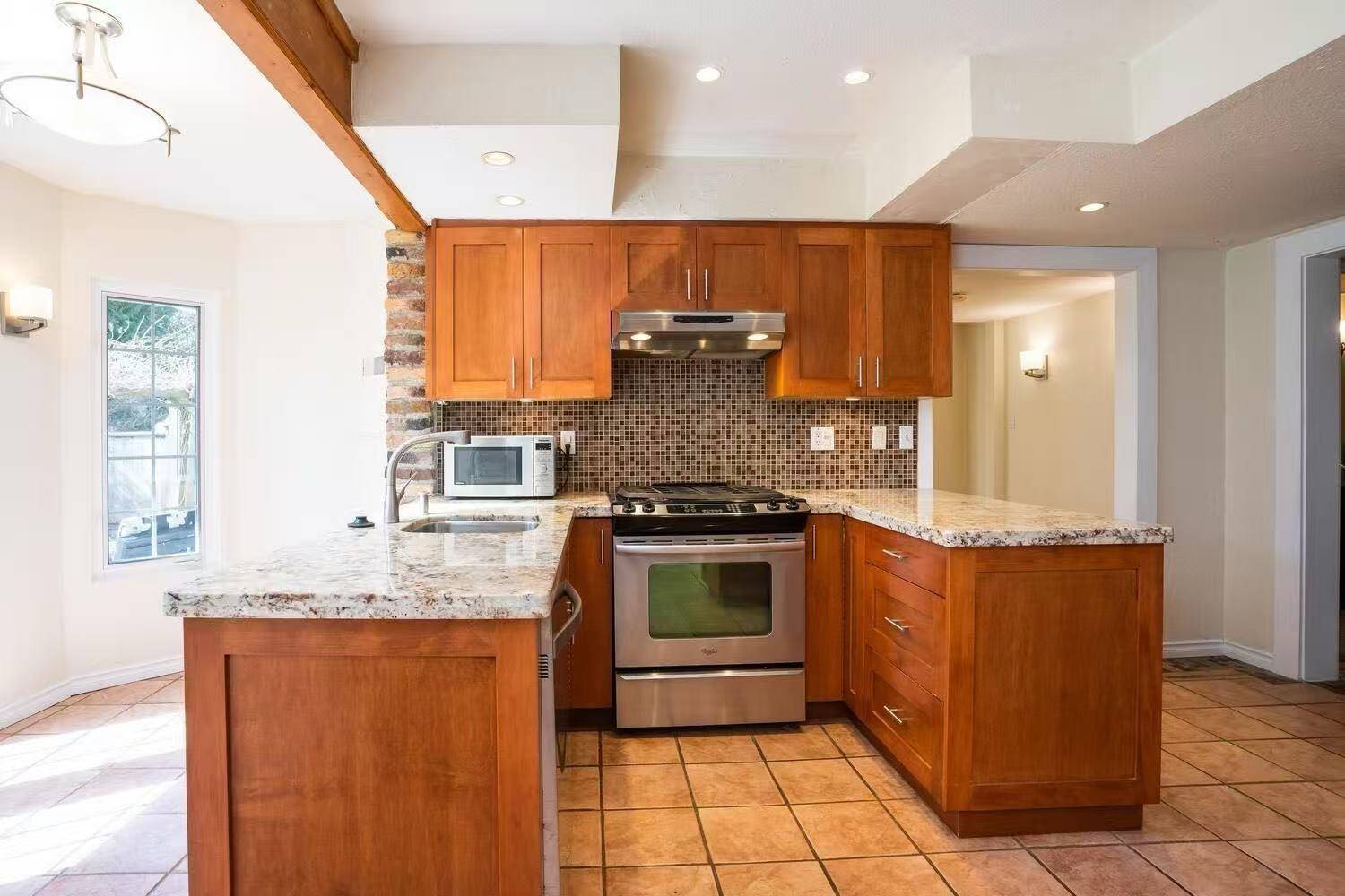 53xx 1a AVE #Garden Suite, Delta, BC V4M 1C5