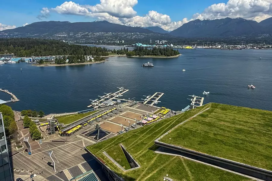 1011 W Cordova ST #3007, Vancouver, BC V6A 1M8