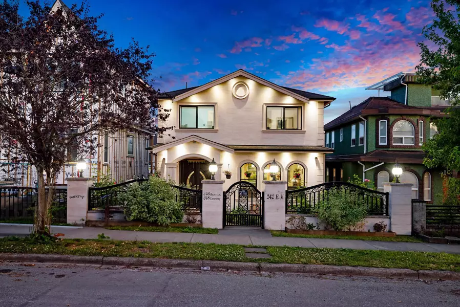 242 E 65th AVE, Vancouver, BC V5X 2P4