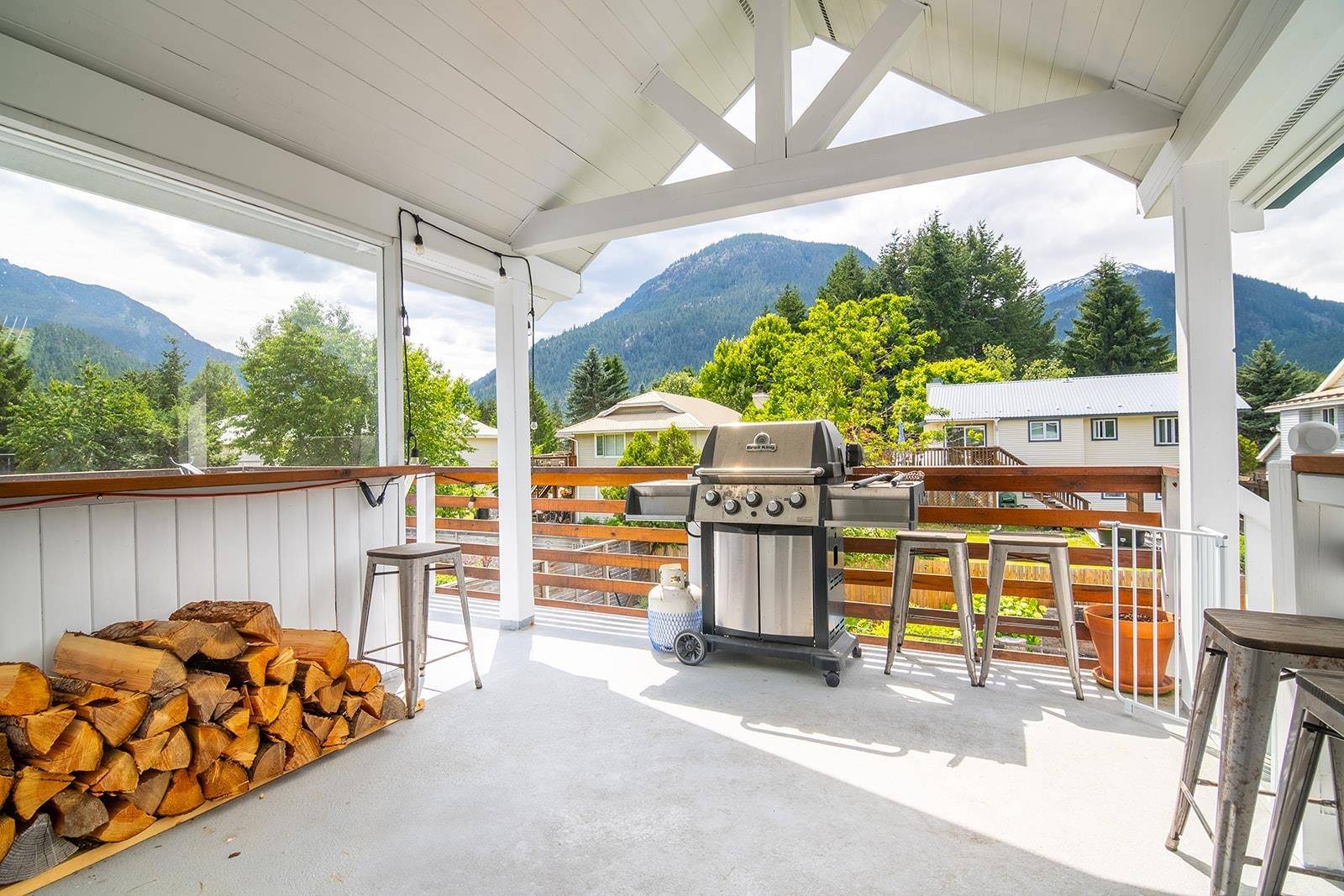 7403 Harrow RD Pemberton, BC V0N 2L0
