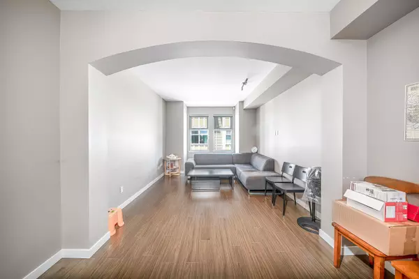 Richmond, BC V6Y 1X4,9333 Ferndale RD #7