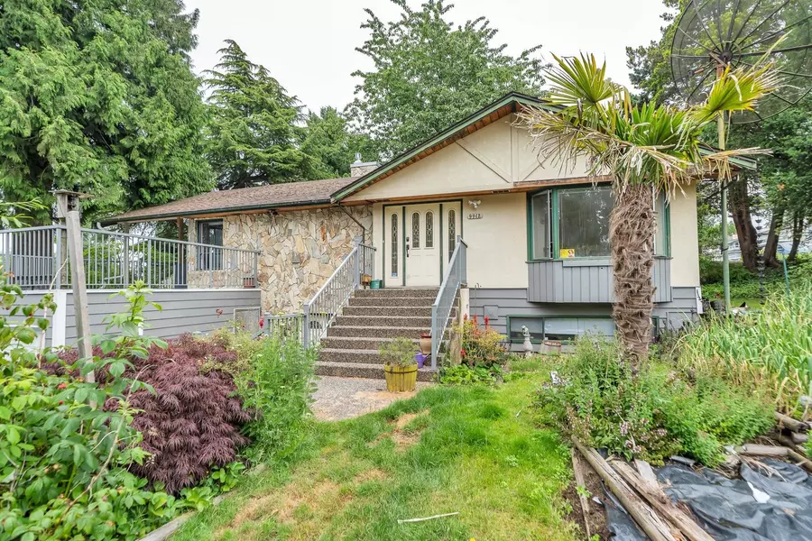 9912 116th ST, Surrey, BC V3V 4A4