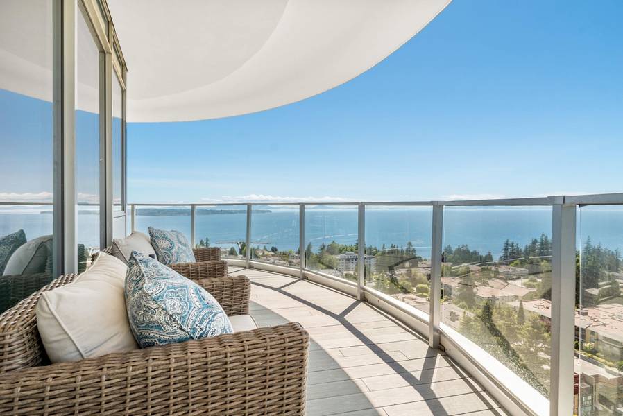 1500 Martin ST #1701, White Rock, BC V3Z 2L5