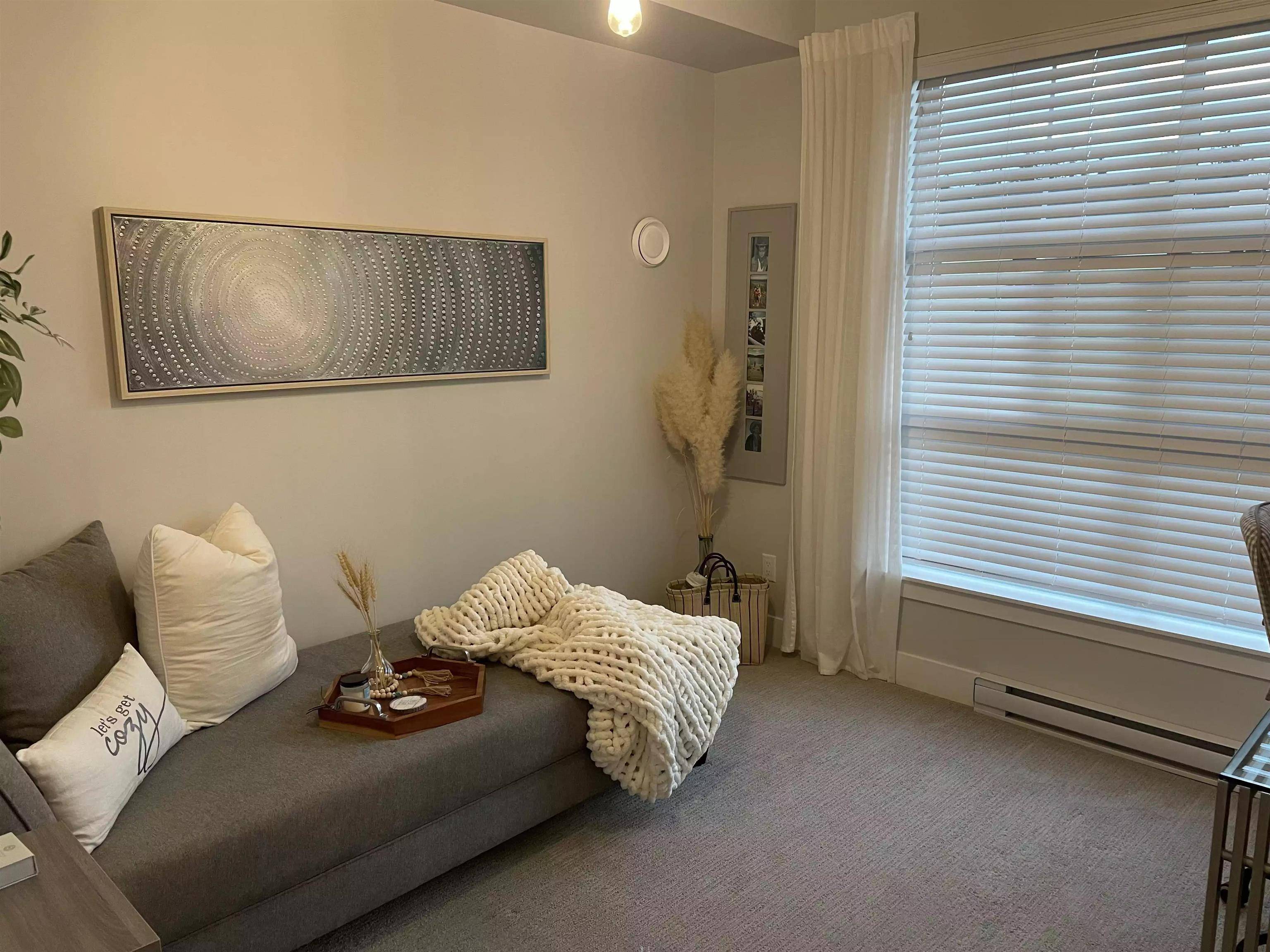 14550 Winter CRES Surrey, BC V4P 0G4