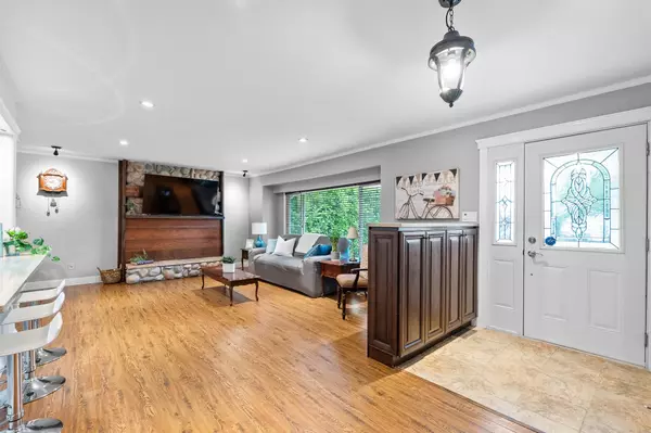 Coquitlam, BC V3J 1X2,943 Dennison AVE
