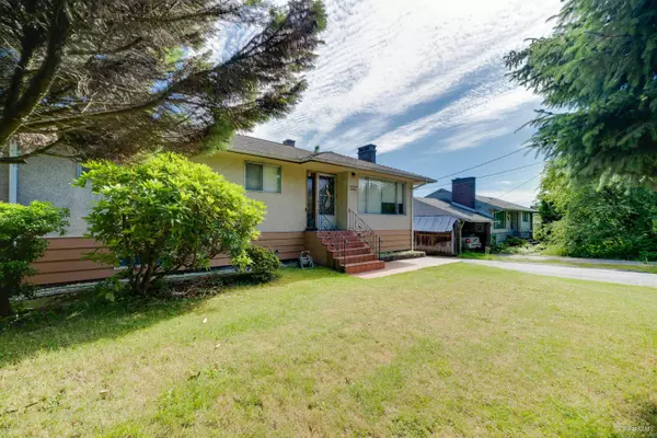 Coquitlam, BC V3K 2J5,762 Edgar AVE