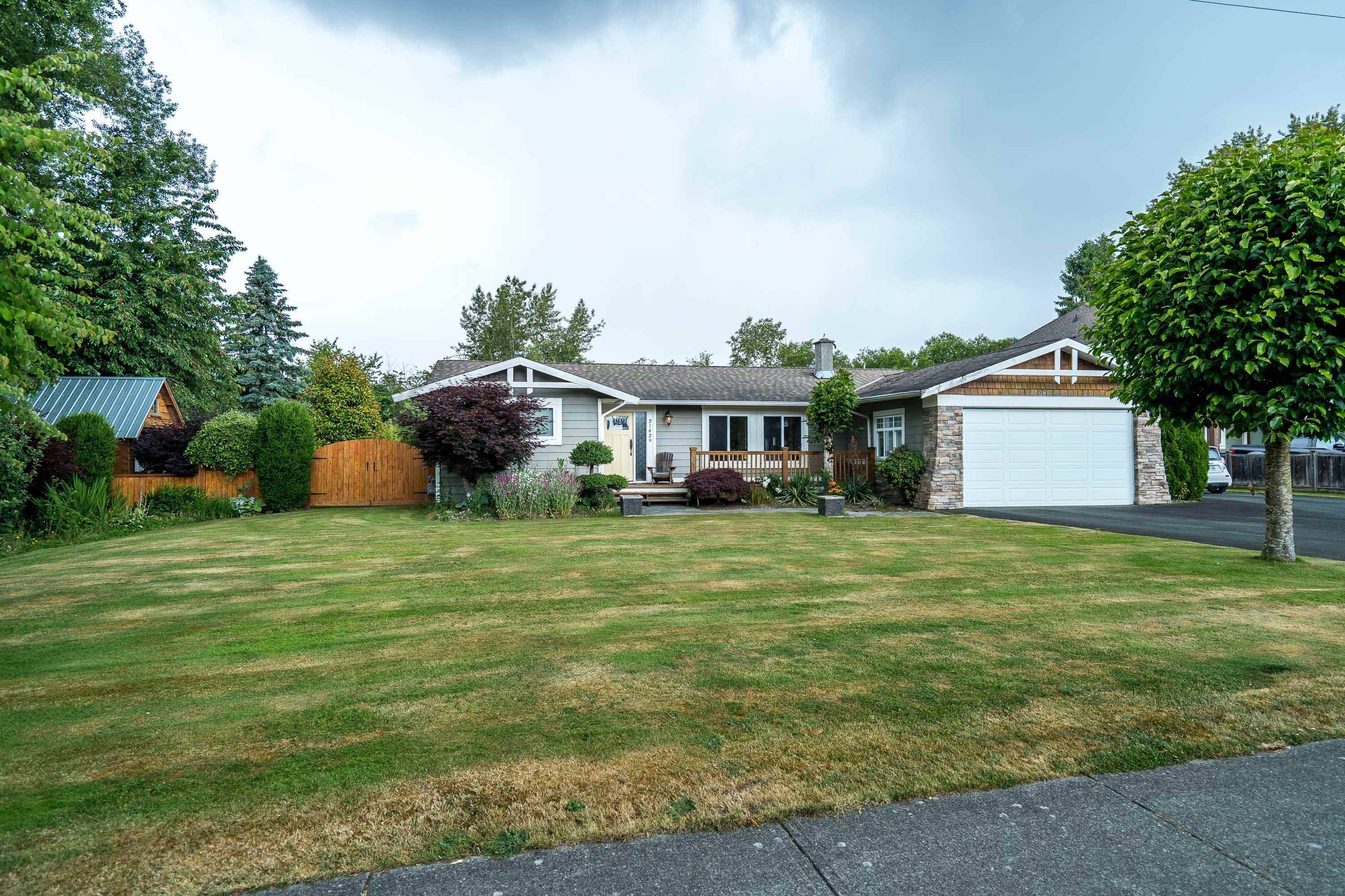 21429 51b AVE, Langley, BC V3A 5B8
