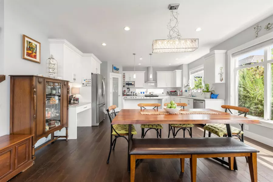 4652 Blue Heron WAY, Tsawwassen, BC V4M 0A8