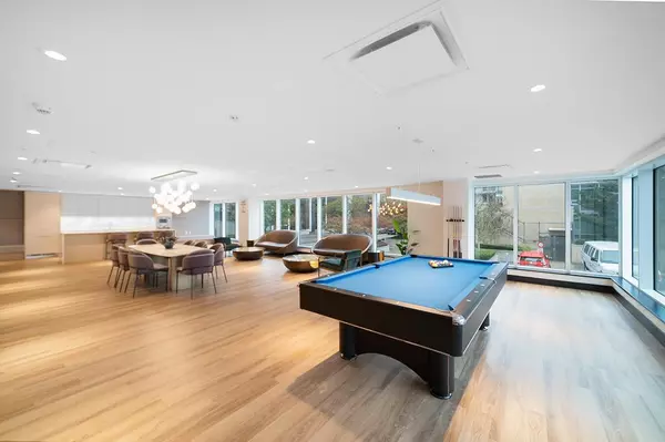 6398 Silver AVE #501 Burnaby, BC V5H 0K7