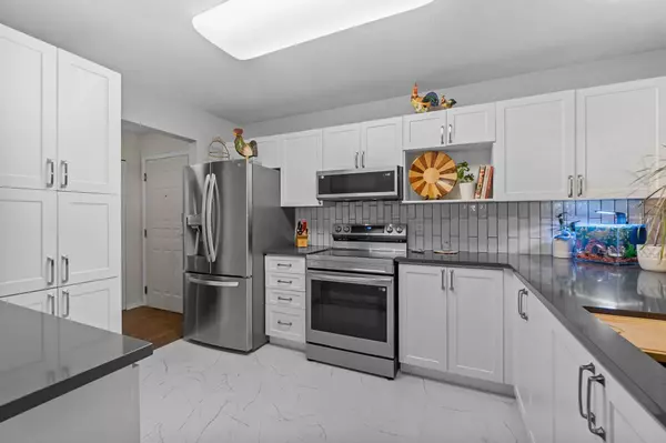 Abbotsford, BC V2T 5T3,3172 Gladwin RD #106