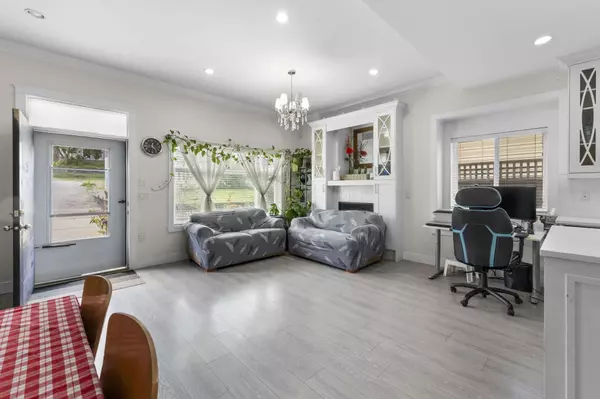 Burnaby, BC V5G 1B6,5461 Manor ST