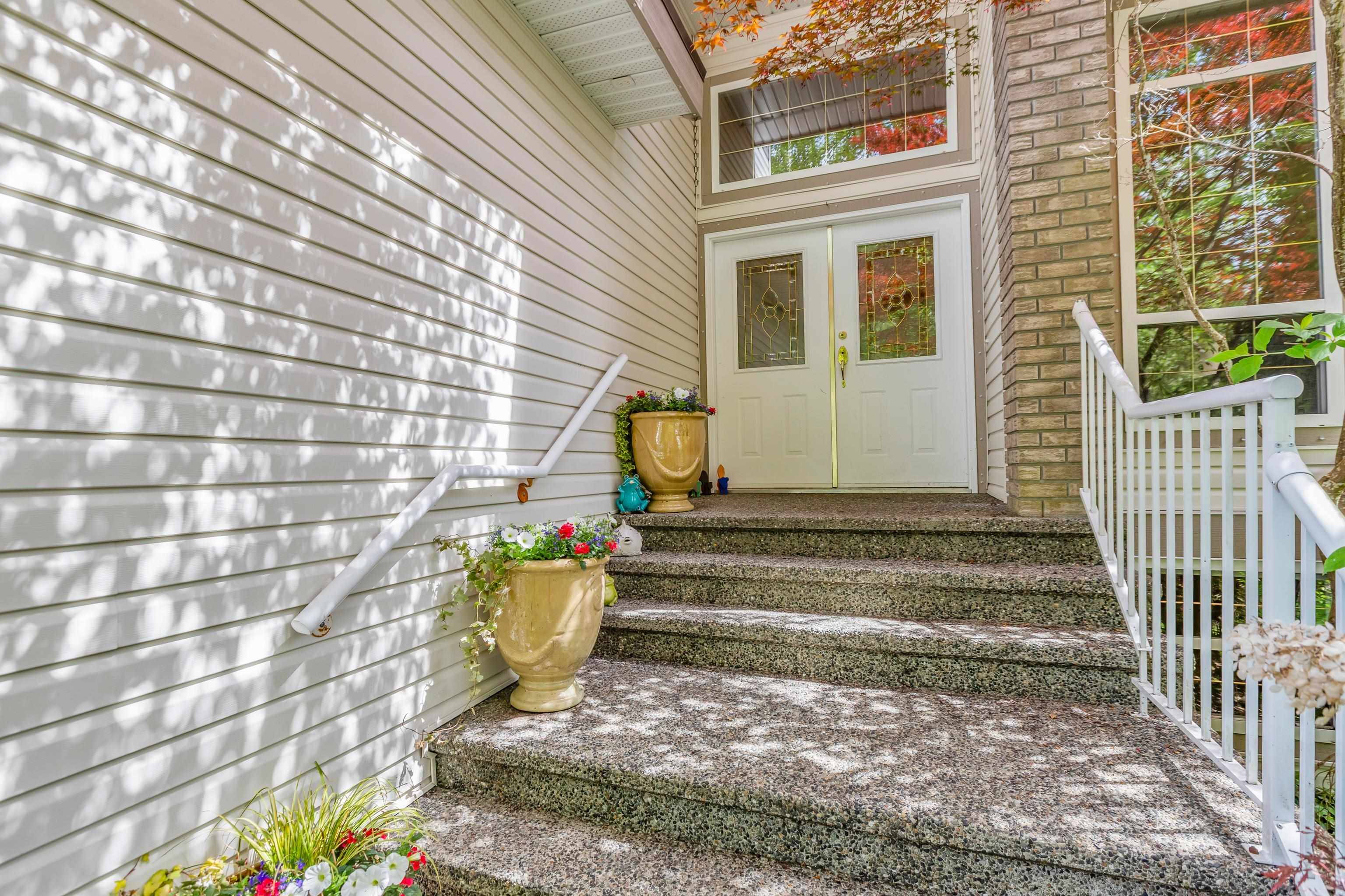Maple Ridge, BC V2W 1E4,10610 238 ST