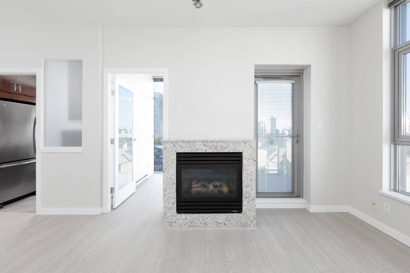 Vancouver, BC V6E 4H2,1050 Smithe ST #1101