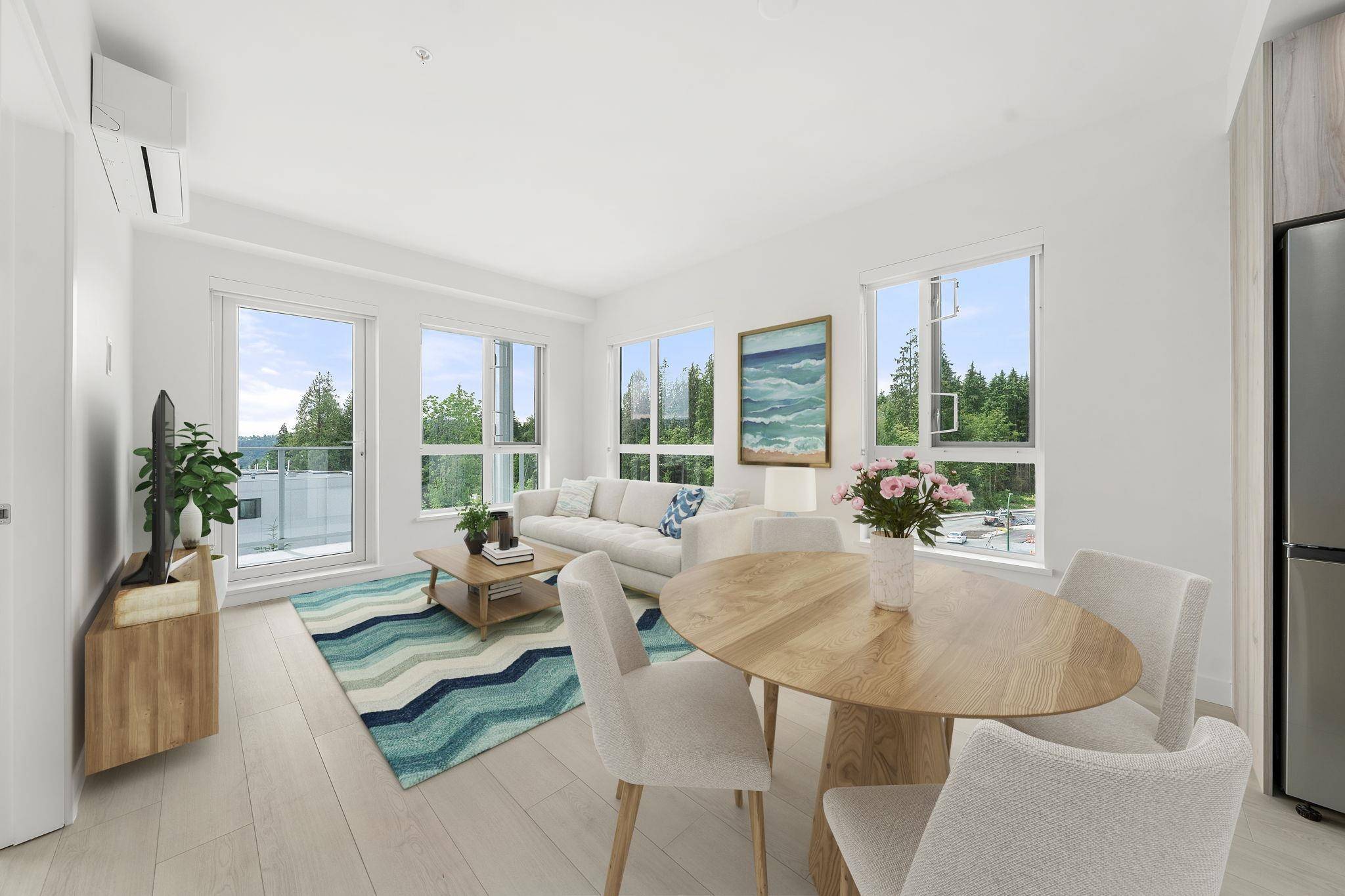 North Vancouver, BC V7G 0B4,3594 Malsum DR #404