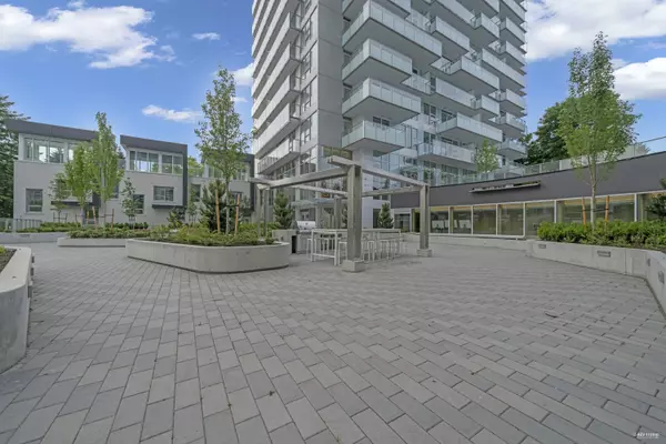 Surrey, BC V3T 0V2,13768 100 AVE #1106