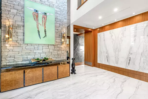 West Vancouver, BC V7S 2B3,1036 Eyremount DR