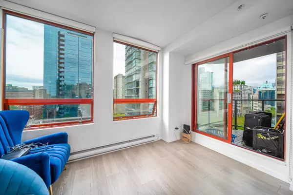 Vancouver, BC V6Z 1B1,811 Helmcken ST #1604
