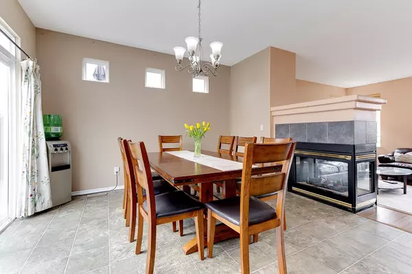 Port Coquitlam, BC V3B 8A7,1077 Riverside DR