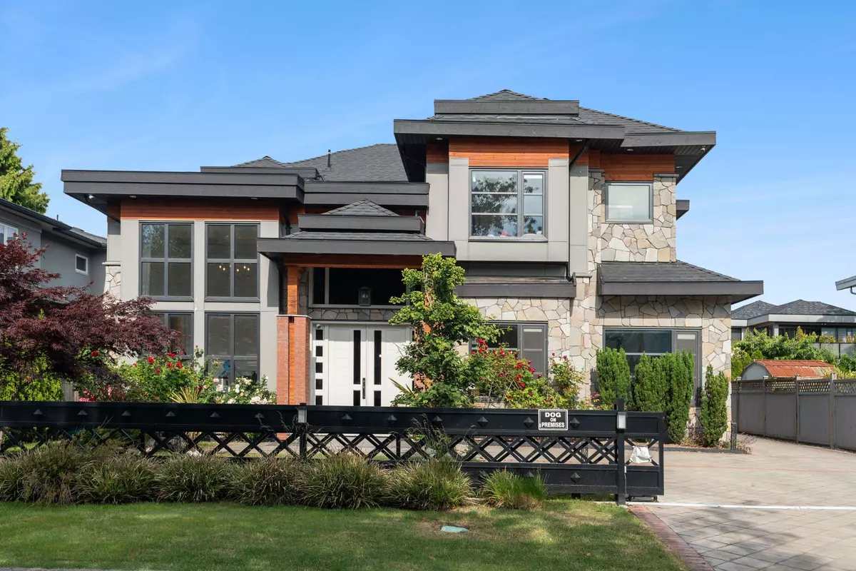 Richmond, BC V7C 4K5,7160 Parry ST