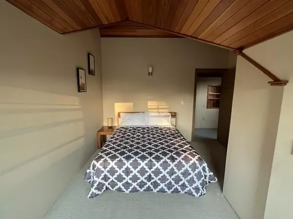 Surrey, BC V3V 5A3,10500 125a ST