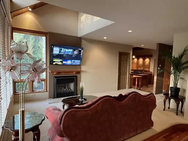 Surrey, BC V3V 5A3,10500 125a ST