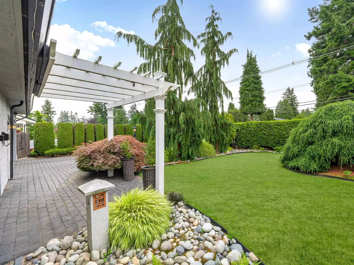 Delta, BC V4M 1B4,5231 1 AVE