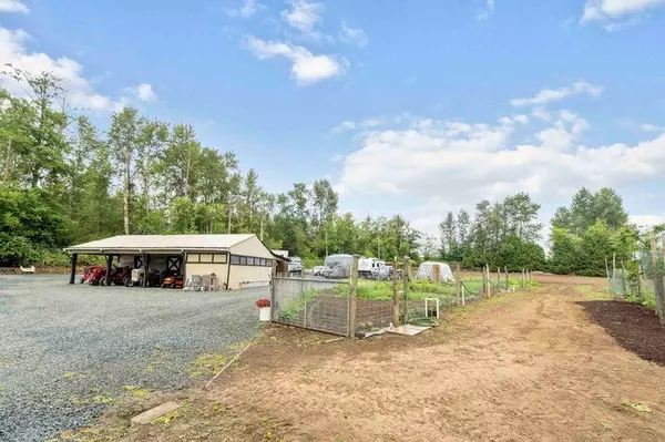Langley, BC V4W 2E3,1770 252 ST