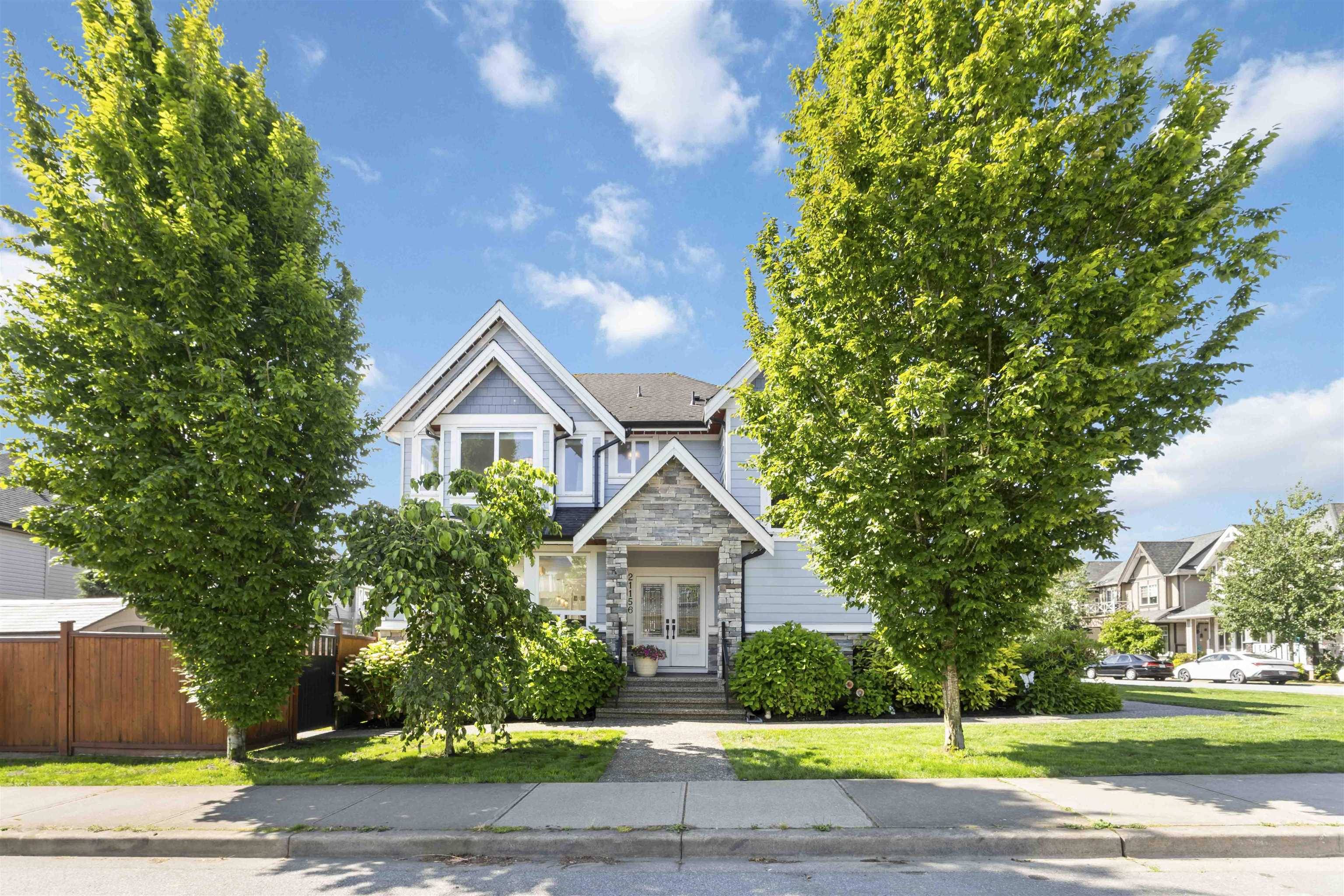 21156 77a AVE, Langley, BC V2Y 0K7