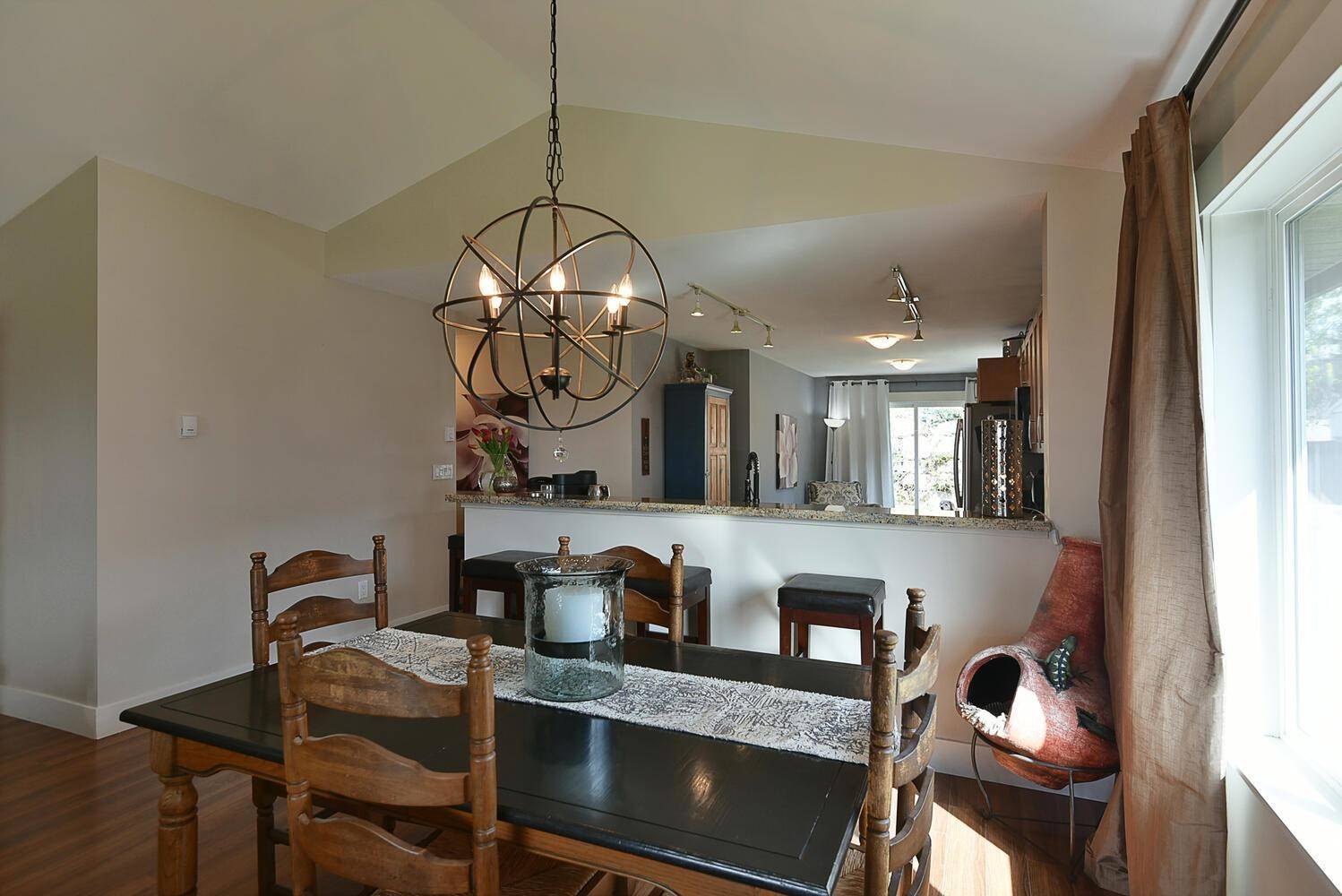 6234 Kevins RD Sechelt, BC V7Z 0V2