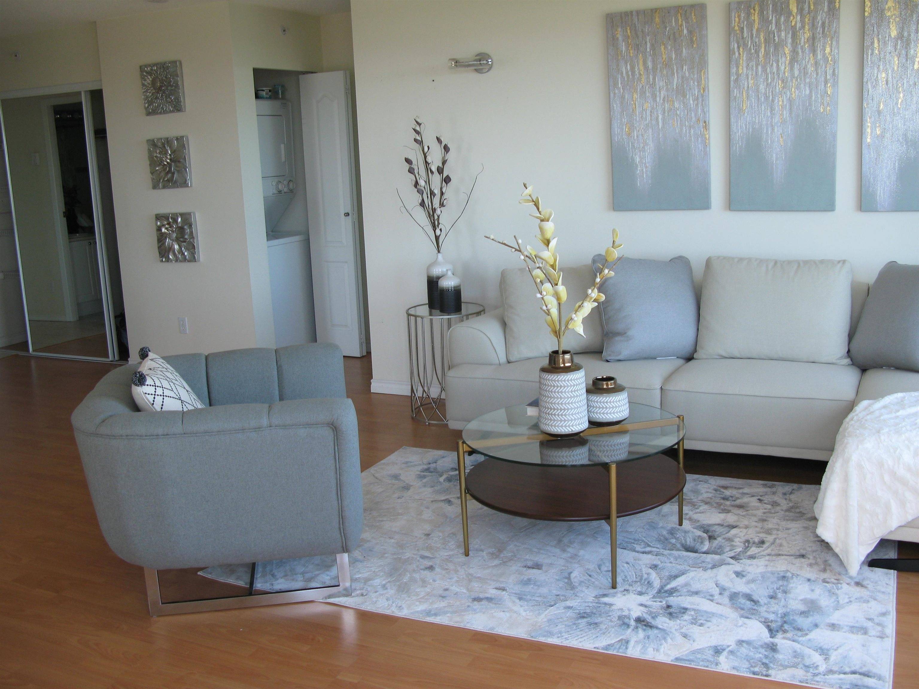 Richmond, BC V6Y 4B9,7680 Granville AVE #1302