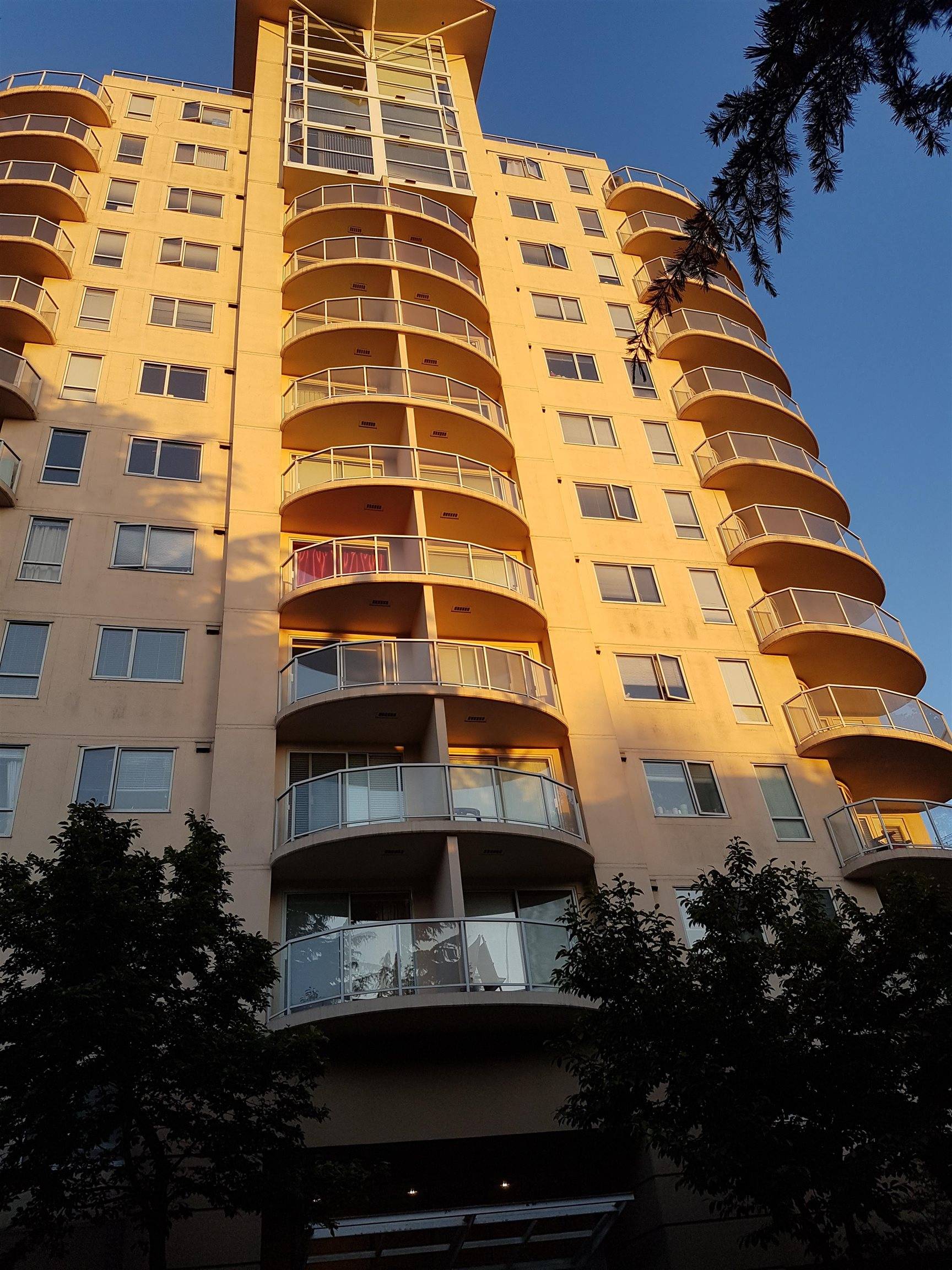 Richmond, BC V6Y 4B9,7680 Granville AVE #1302