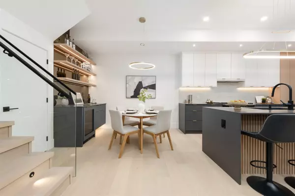 Vancouver, BC V5V 2Z8,373 E 33rd AVE #3