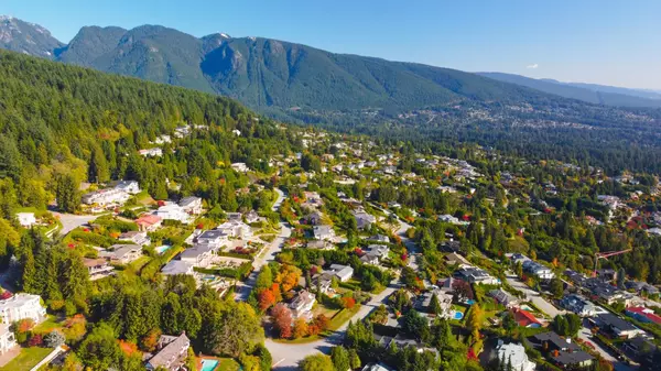 West Vancouver, BC V7S 2R9,1451 Chartwell DR