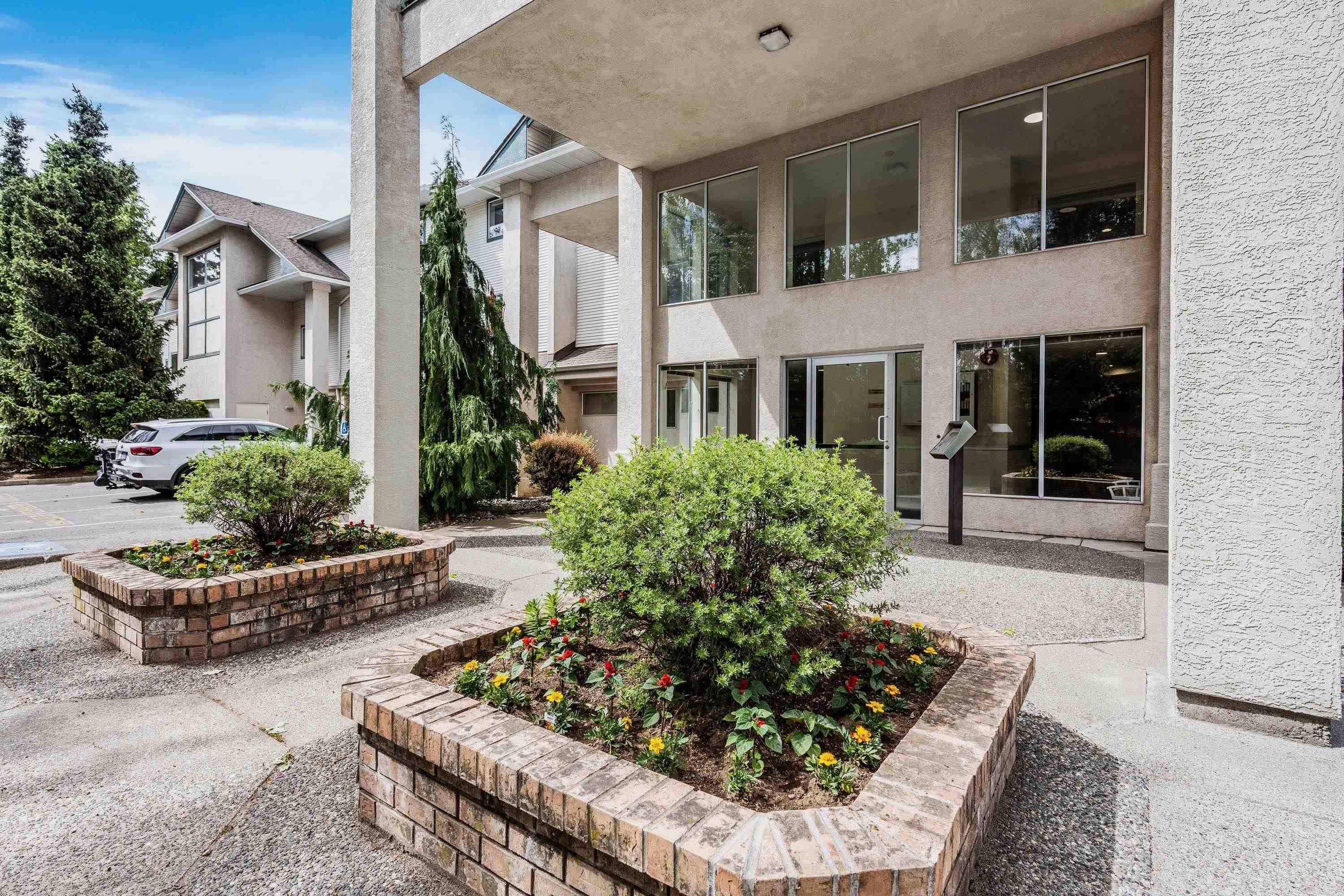Abbotsford, BC V2S 7C5,1755 Salton RD #109