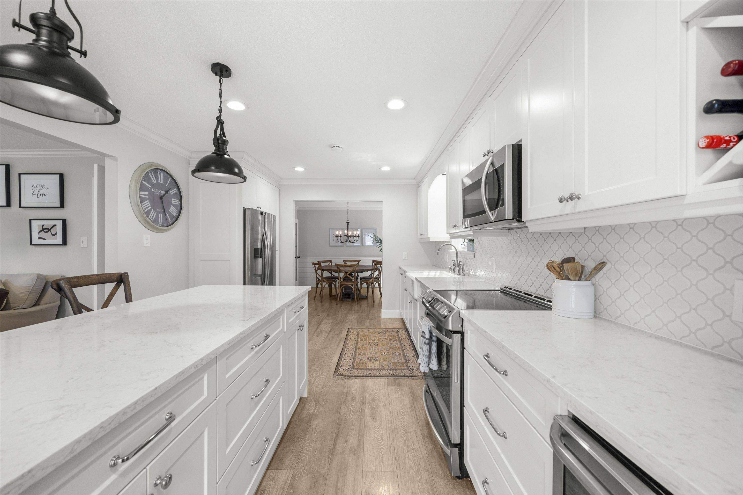 Richmond, BC V7E 3H9,11975 4th AVE