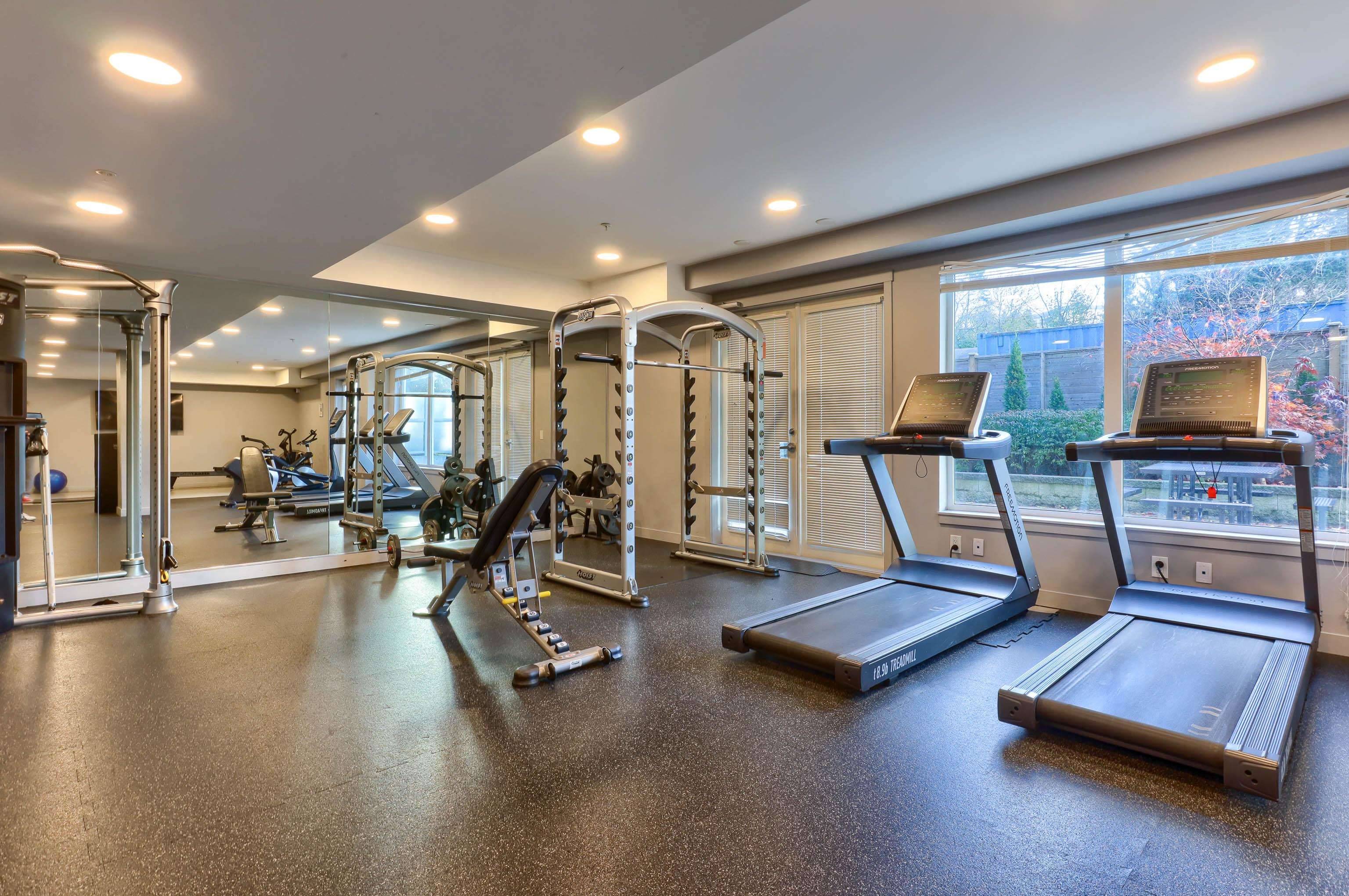 Surrey, BC V3R 0G8,10838 Whalley BLVD #301