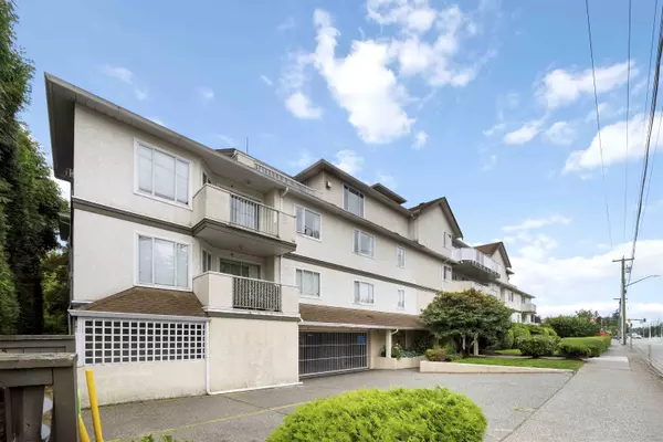 Langley, BC V3A 3Y4,20064 56 AVE #106