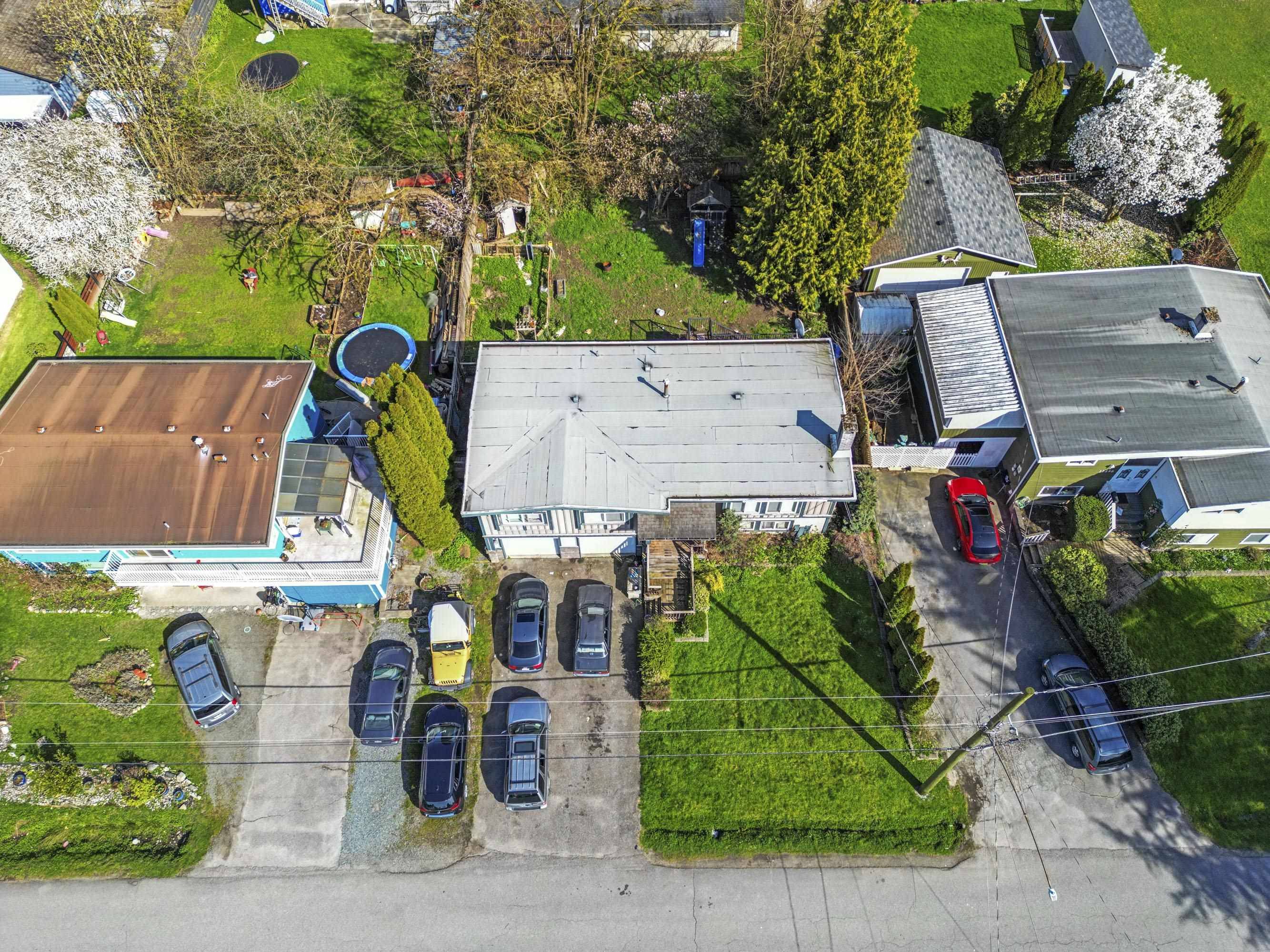 Maple Ridge, BC V2X 6K9,12302 Fletcher ST