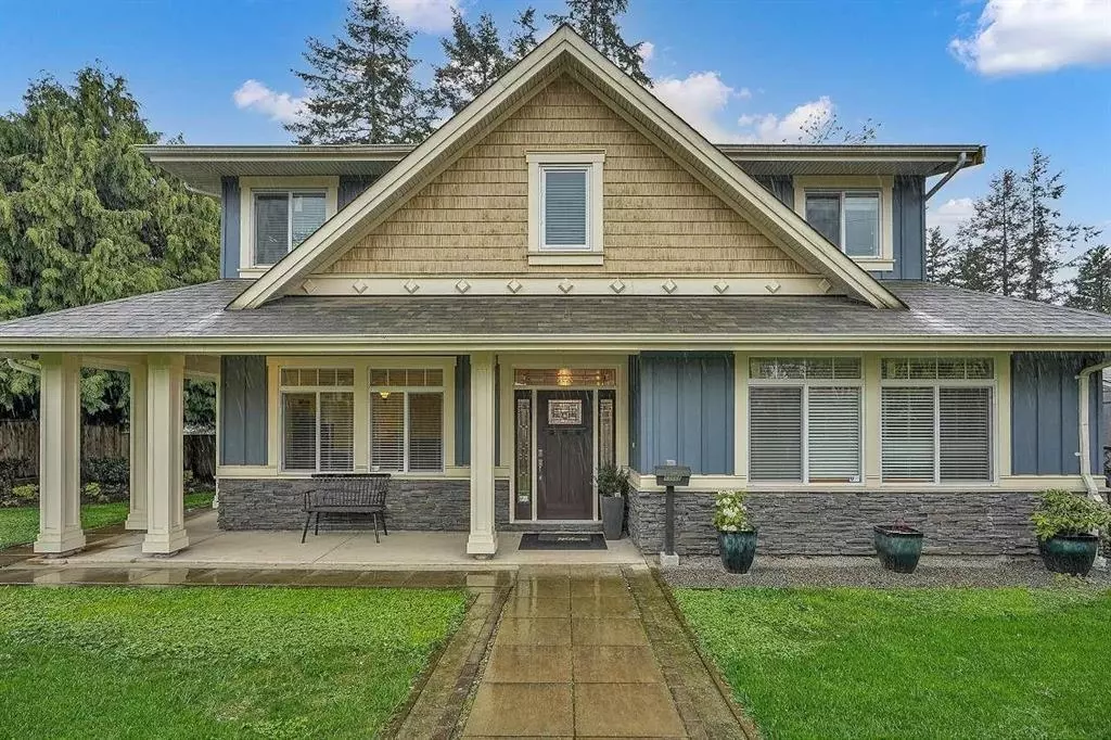 White Rock, BC V4B 3B8,13668 North Bluff RD