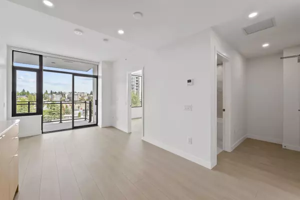 626 Claremont ST #1209 Coquitlam, BC V3J 3T4