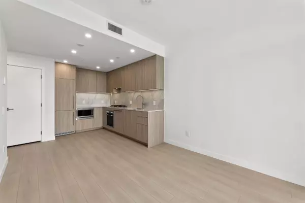 Coquitlam, BC V3J 3T4,626 Claremont ST #1209