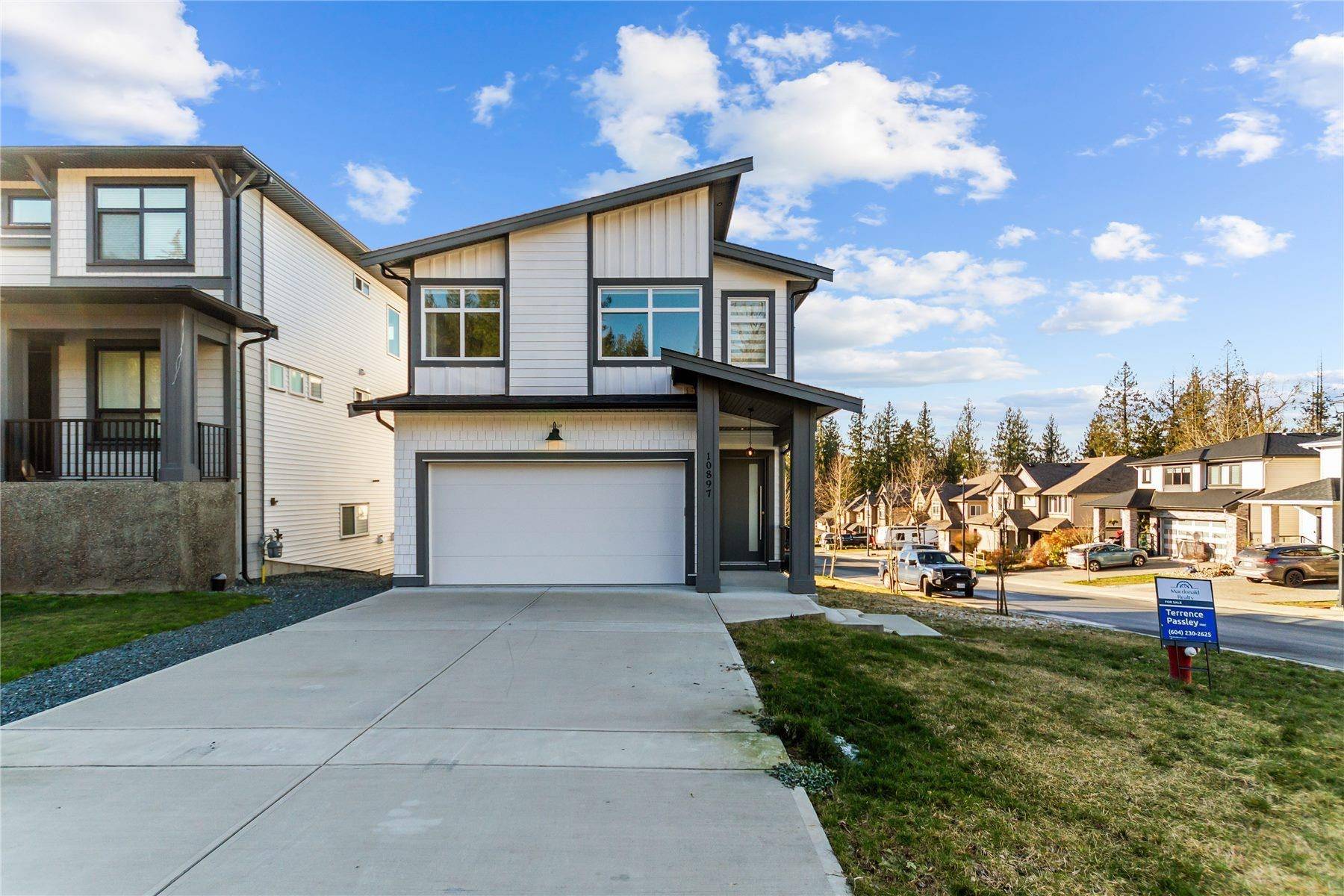 10897 Morrisette PL, Maple Ridge, BC V2W 1G8