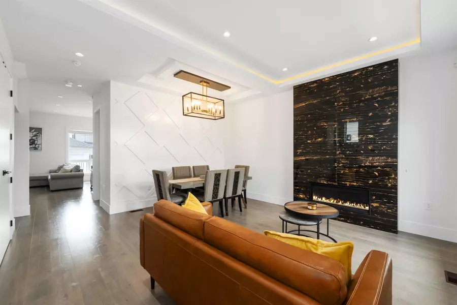 7065 194a ST, Surrey, BC V4N 1N2