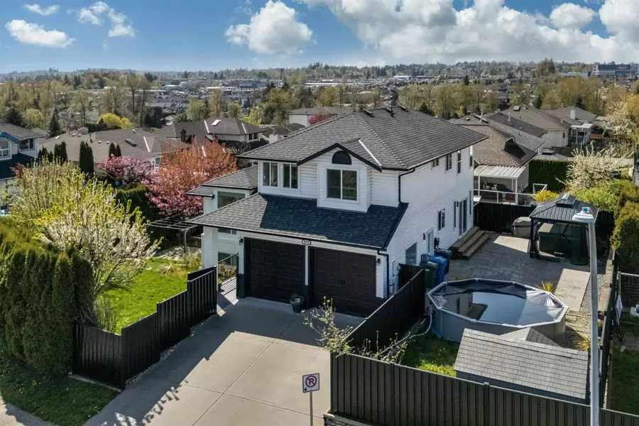 3073 Kingfisher DR, Abbotsford, BC V2T 5K5