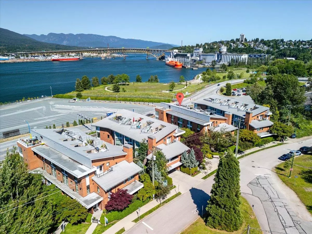 Vancouver, BC V5K 0A6,2953 Wall ST