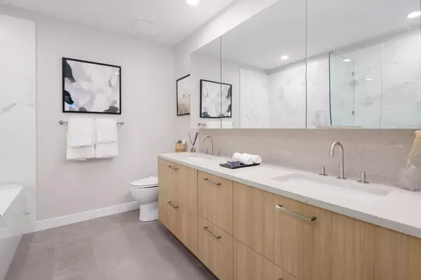 Delta, BC V4K 2Y1,4909 Elliott ST #501
